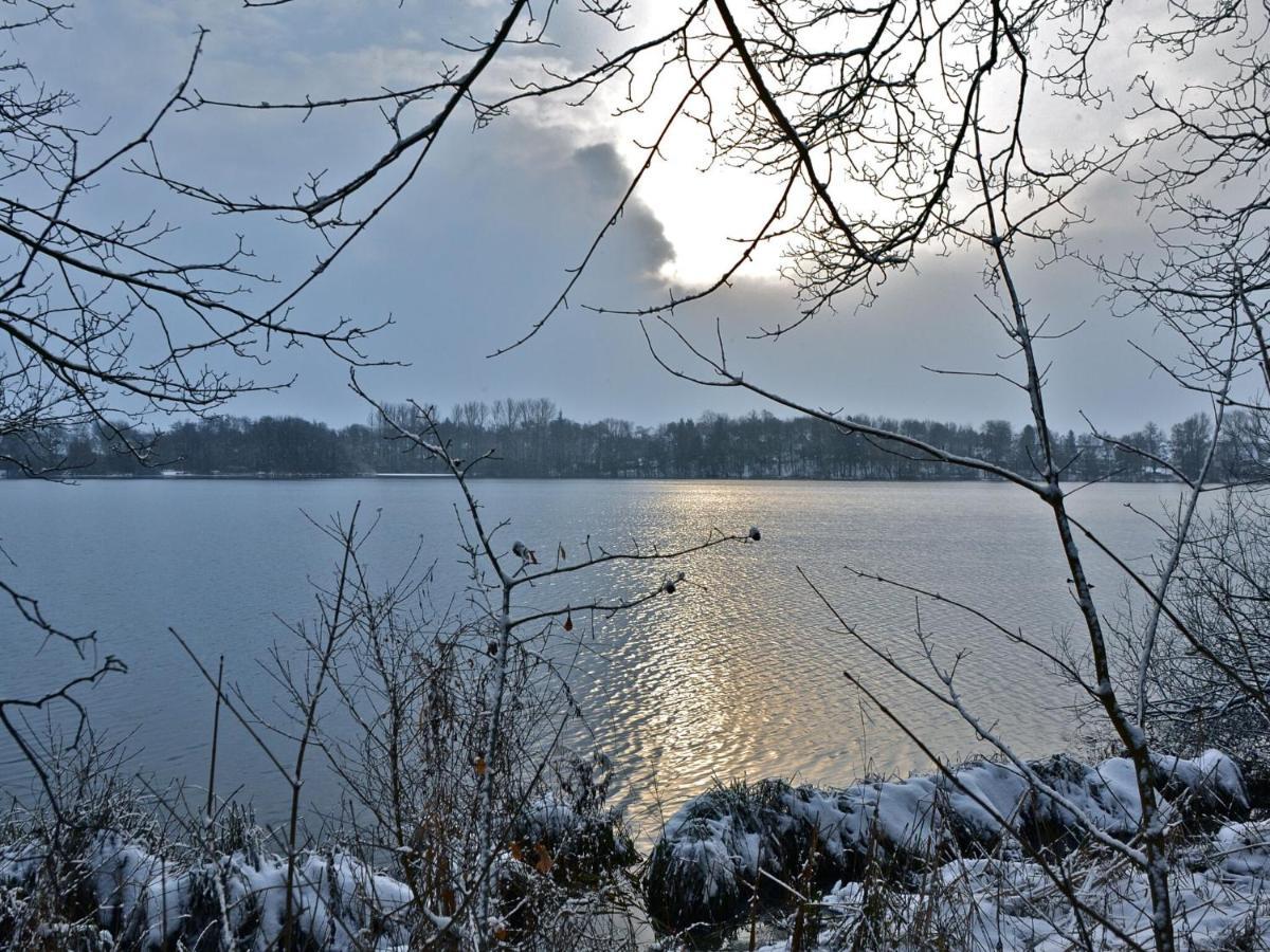 Flat In Eutin On The Kleiner Eutiner See Lake Esterno foto